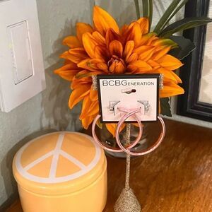 Nwe BCBG  Generation Large Pink Open Hoop Earrings #JW7